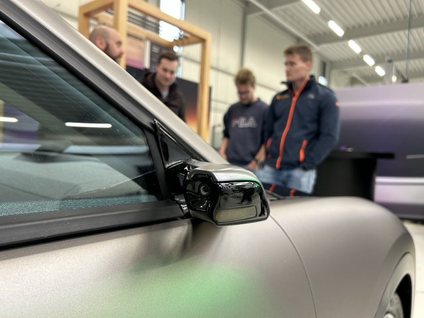 BRACE automotive development bezoek Lightyear